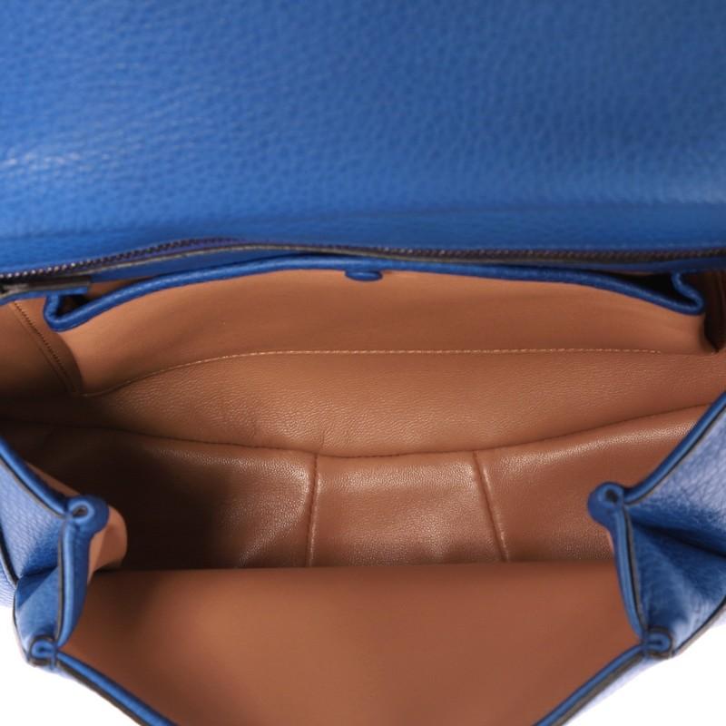 Women's Gucci Nouveau Crossbody Bag Leather Medium