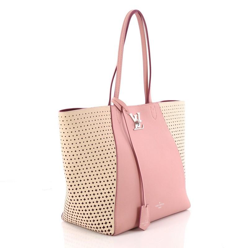 Perforiertes Leder von Louis Vuitton Lockme Cabas (Beige)
