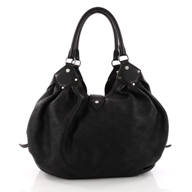 Louis Vuitton L-Hobo Mahina Leather In Excellent Condition In NY, NY
