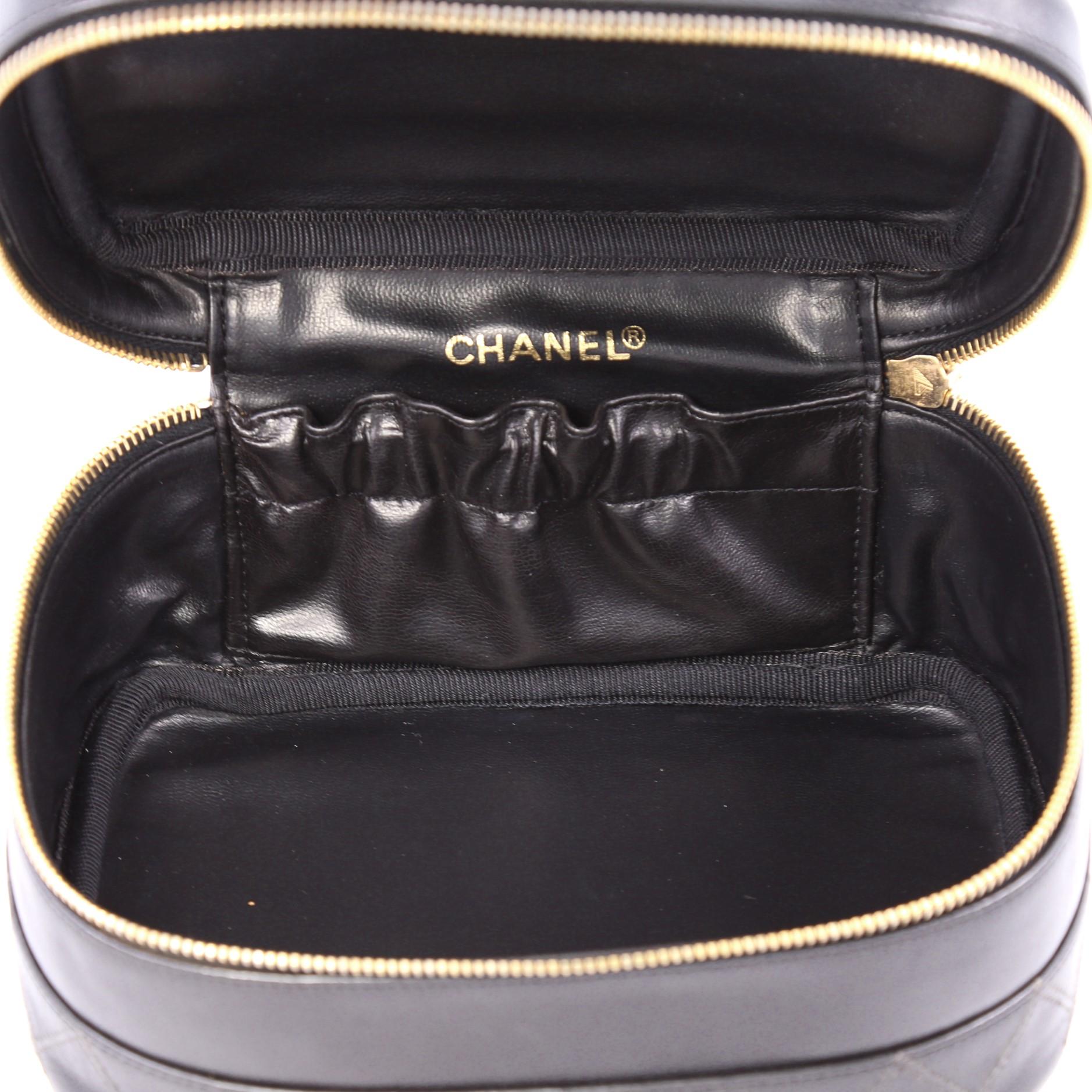 Chanel Vintage Cosmetic Case Lambskin 1