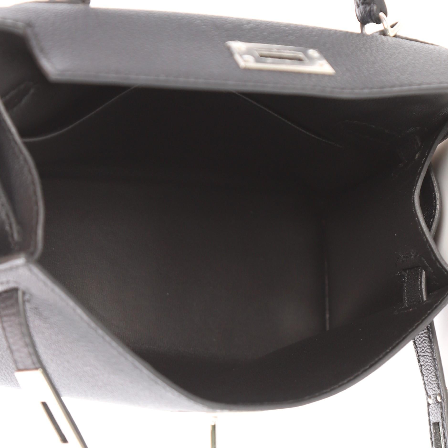Hermes Kelly Mini II Handbag Black Chevre Chandra with Palladium Hardware 20 In Excellent Condition In NY, NY
