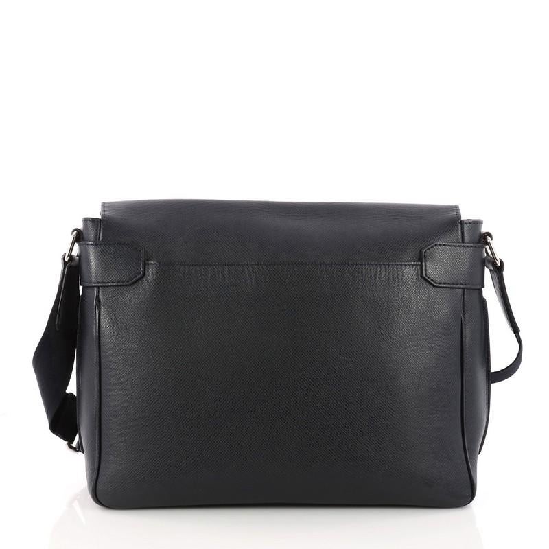 Louis Vuitton Roman Handbag Taiga Leather MM In Good Condition In NY, NY