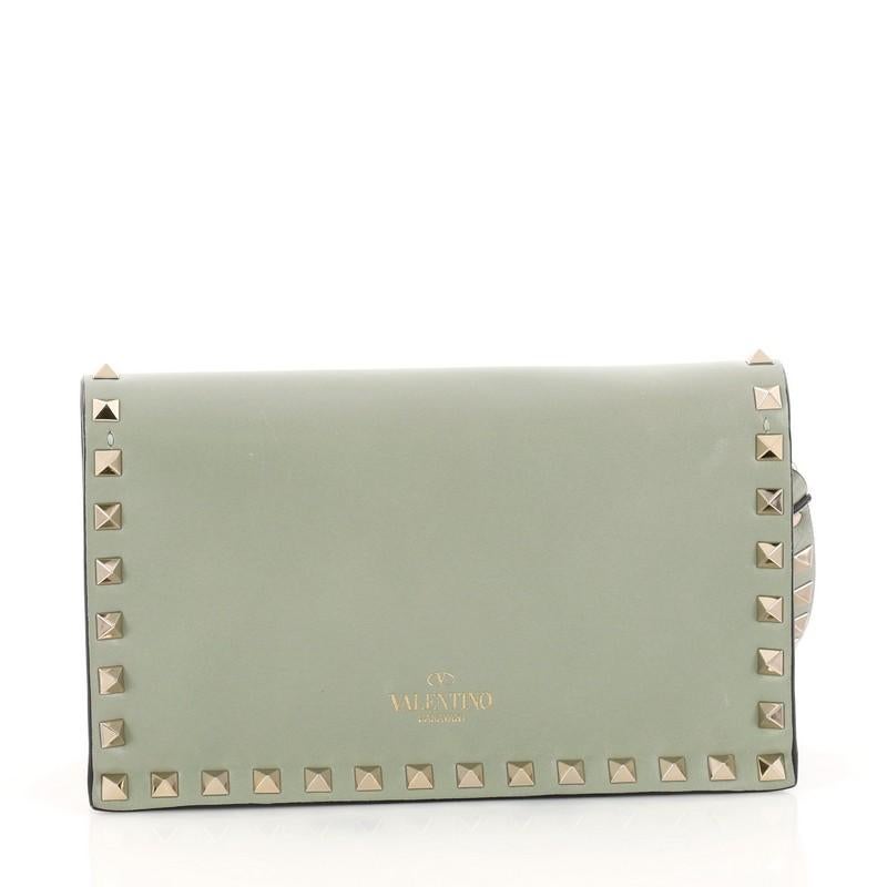 Valentino Rockstud Flap Clutch Leather Small In Good Condition In NY, NY