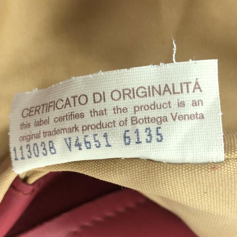 Bottega Veneta Square Panelled Messenger Bag Intrecciato Nappa Large 3