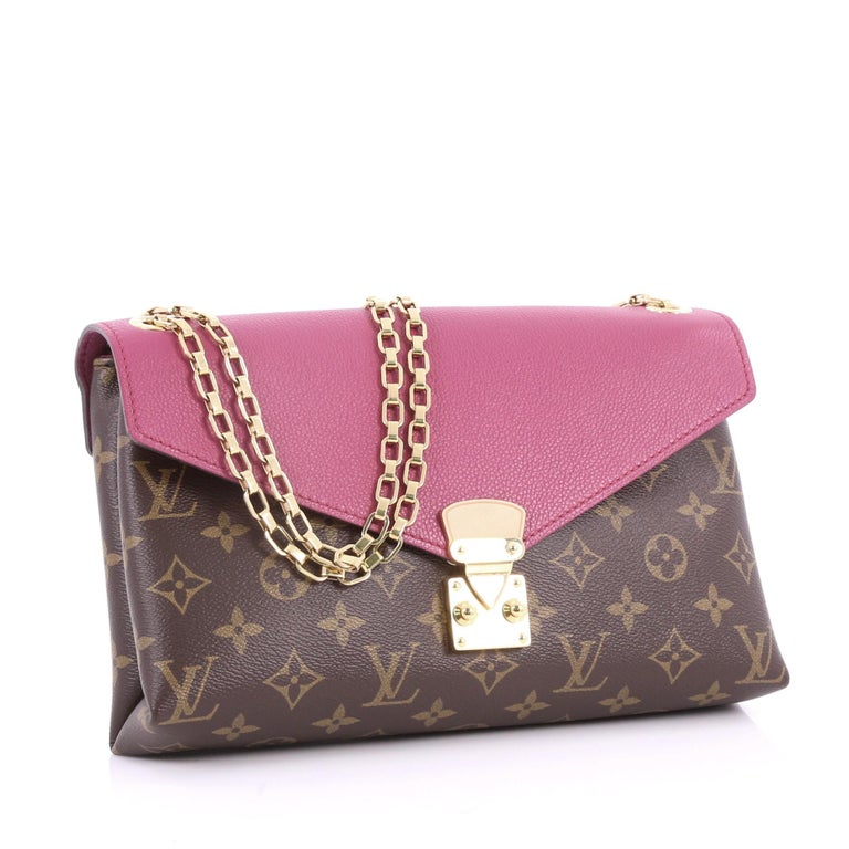 Louis Vuitton Pallas Chain Shoulder Bag Monogram Canvas and Calf Leather at 1stdibs