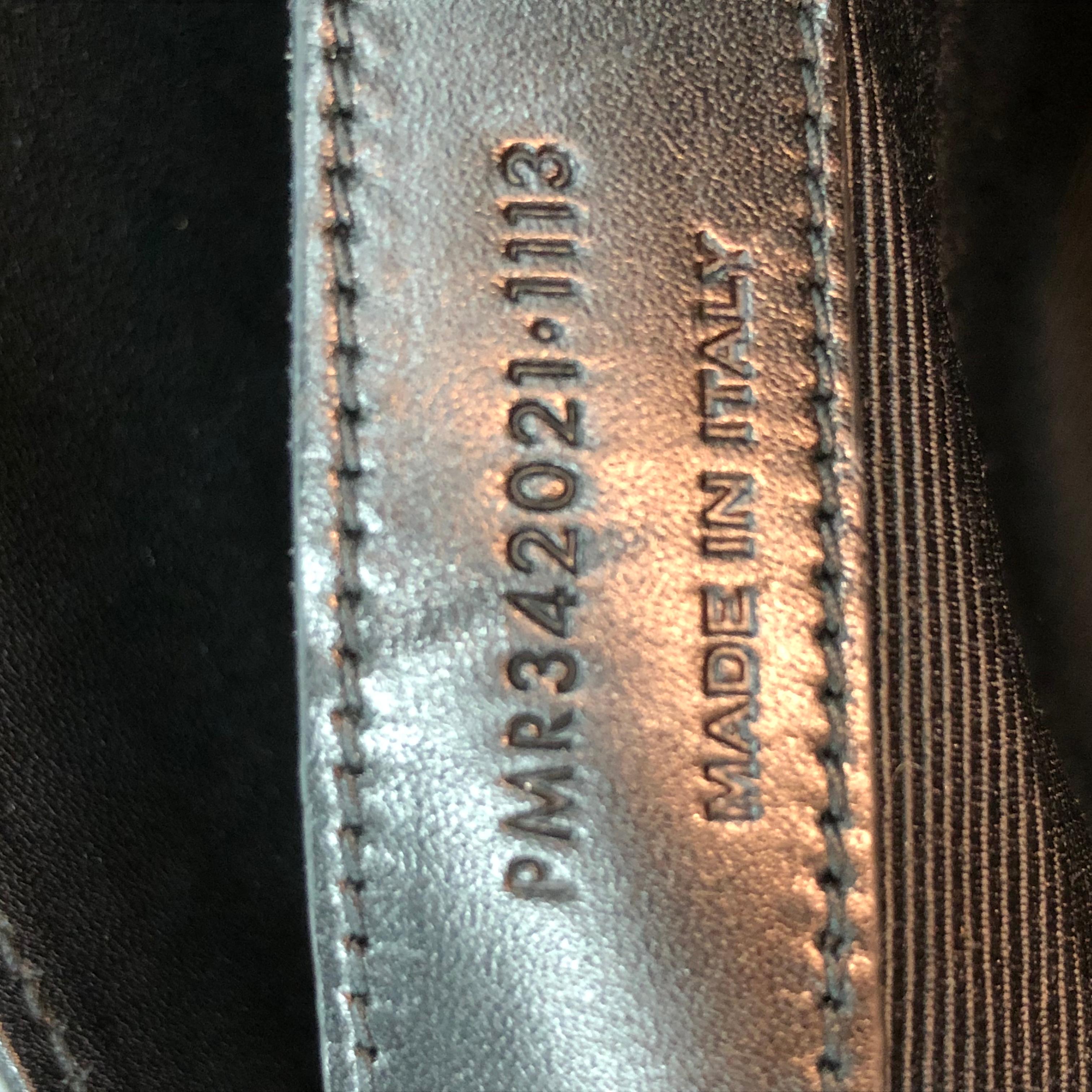 Saint Laurent Classic Monogram Shopper Leather Large 4