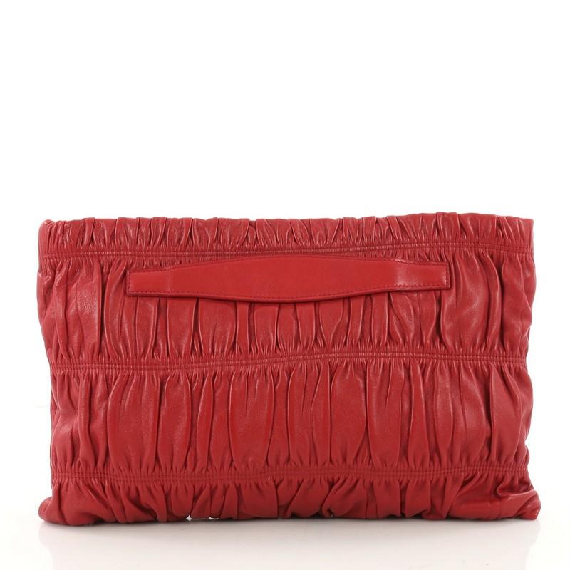 Prada Gaufre Clutch Leather In Excellent Condition In NY, NY