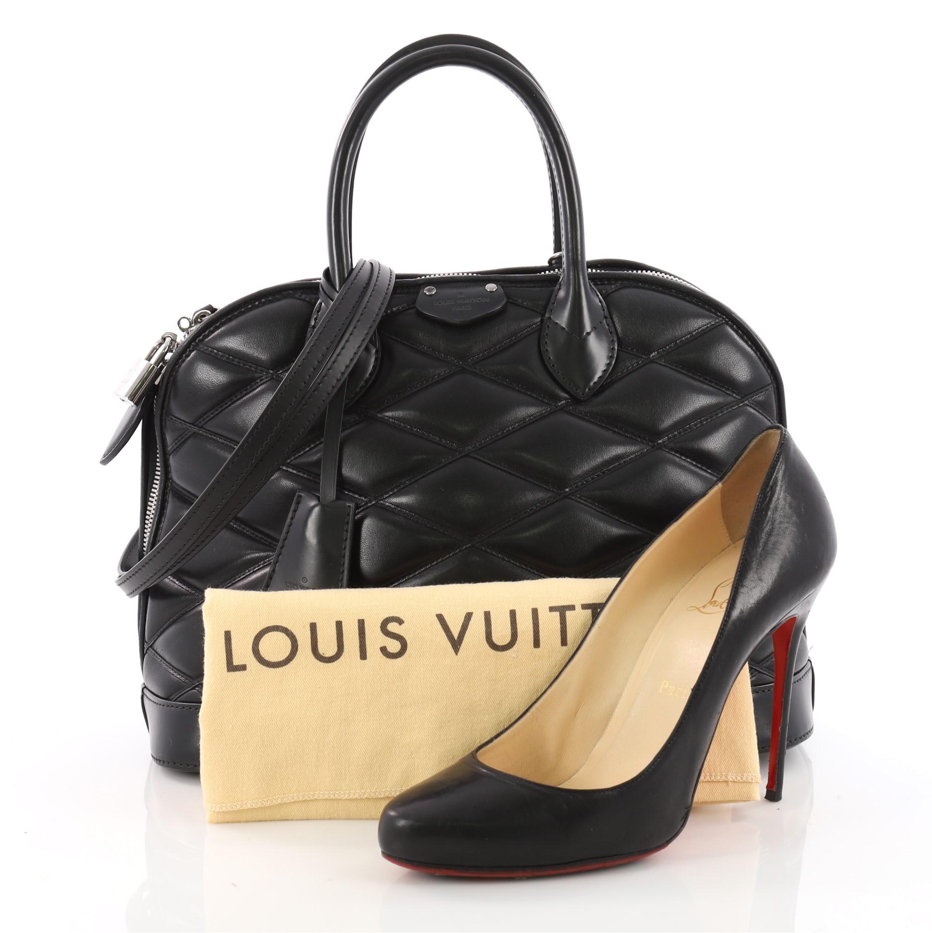 This authentic Louis Vuitton Alma Handbag Malletage Leather PM is the perfect bag to use for your needs for daytime or evening with luxury and style. Crafted in black malletage leather, this exceptional bag features dual-rolled leather handles,