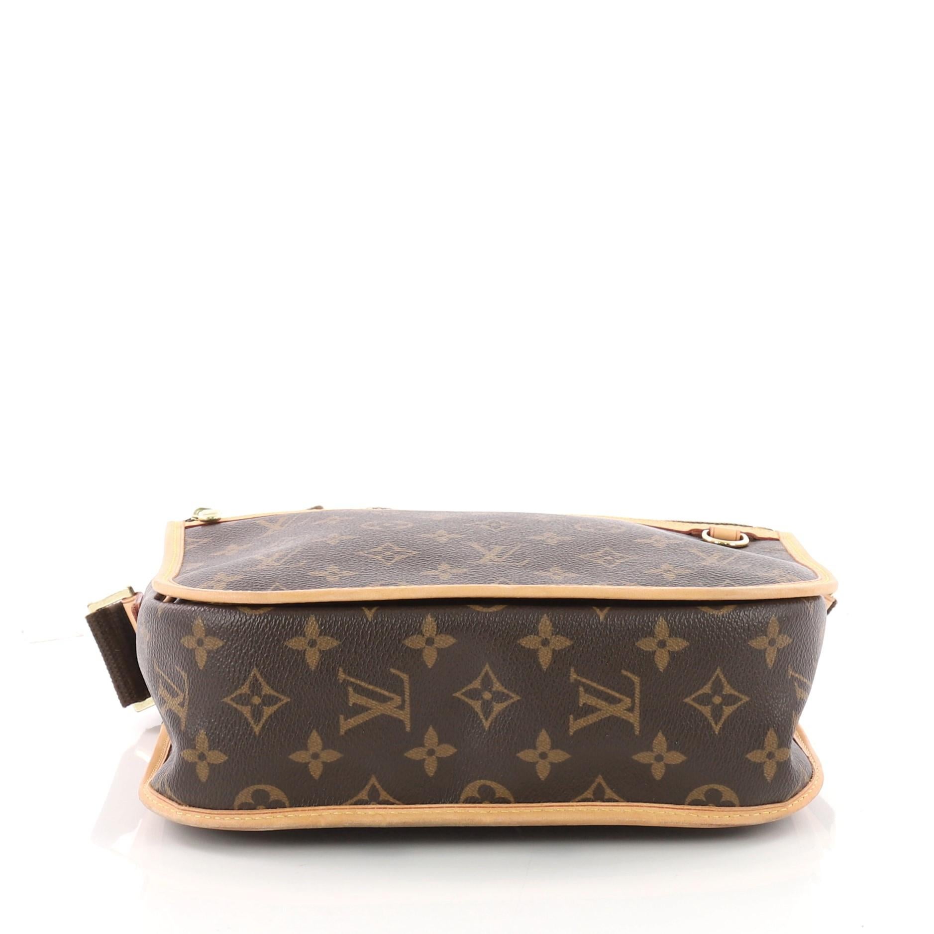 Women's or Men's Louis Vuitton Bosphore Messenger Bag Monogram Canvas PM