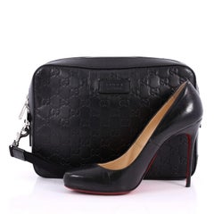 Gucci Wristlet Clutch Guccissima Leather