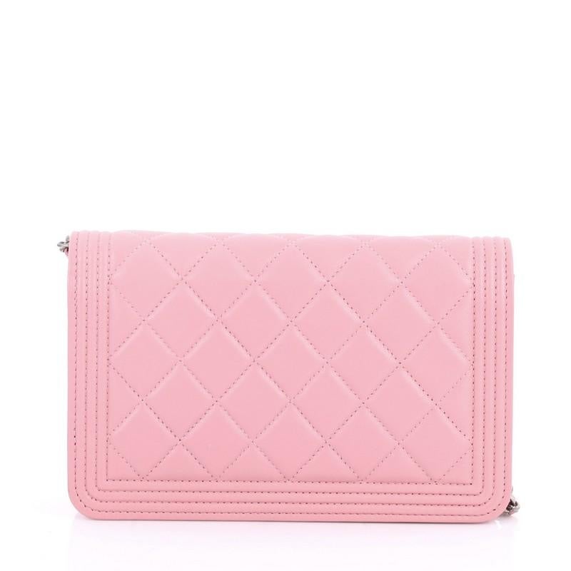 chanel boy wallet pink
