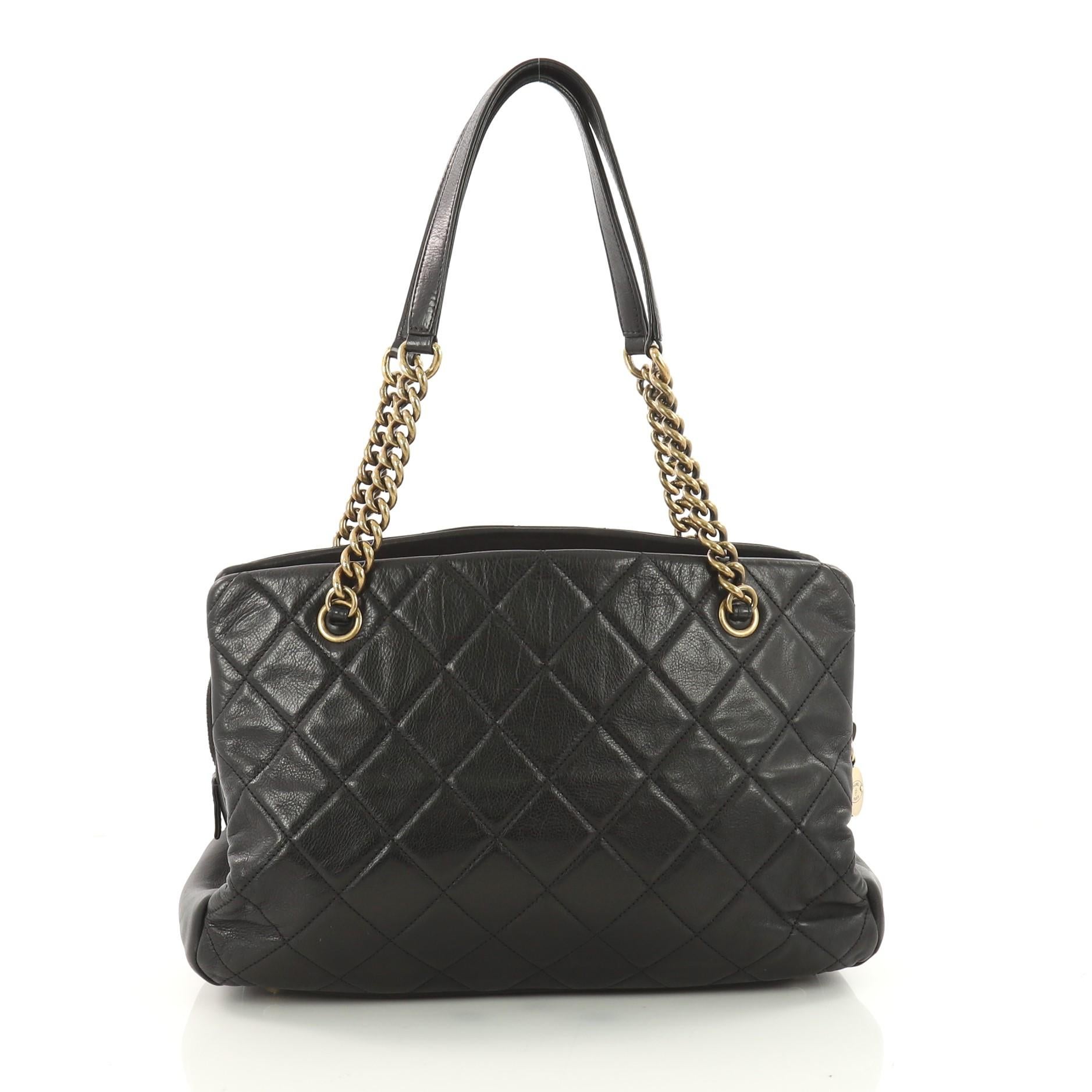 Chanel CC Crown Tote Quilted Leather Medium In Good Condition In NY, NY