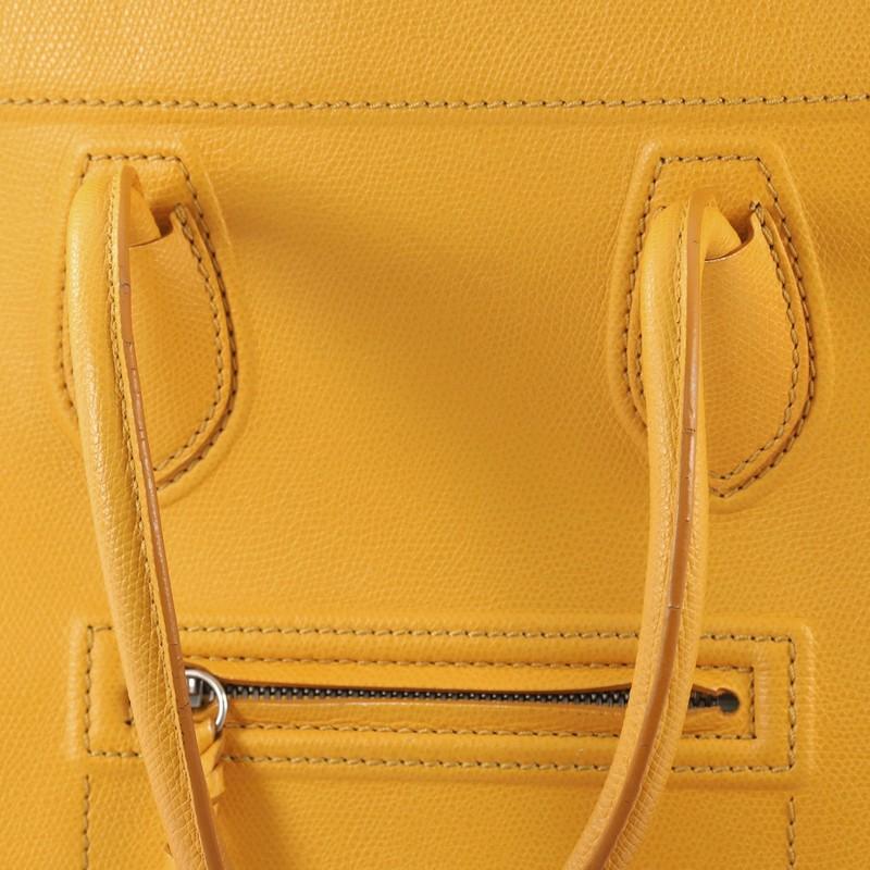 Celine Phantom Handbag Grainy Leather Medium  2