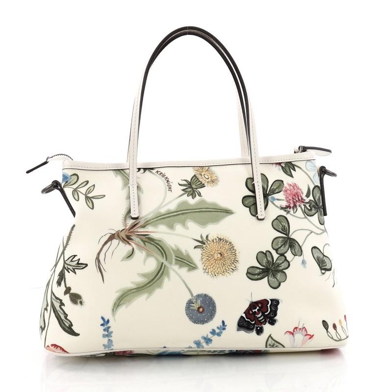 Gucci Convertible Zip Tote Flora Canvas Medium  In Good Condition In NY, NY