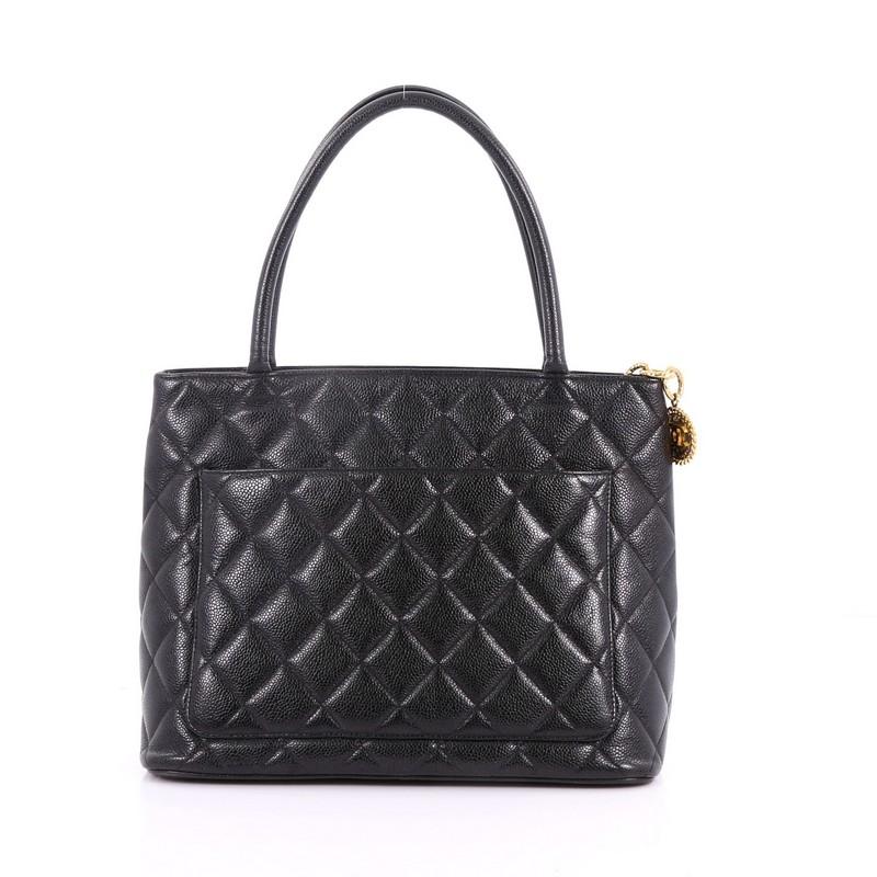 Chanel Medallion Quilted Caviar Tote  In Good Condition In NY, NY