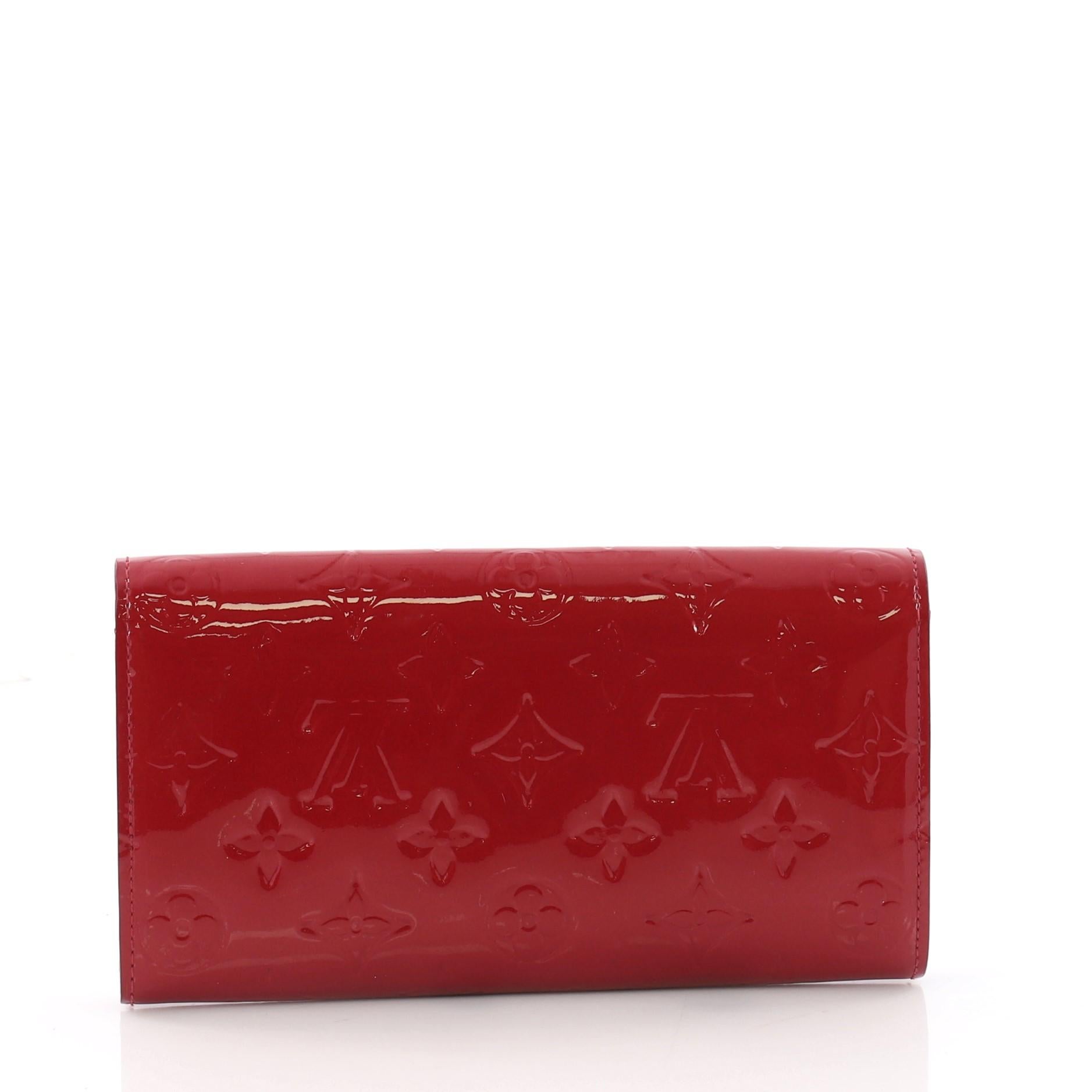 Louis Vuitton Sarah Wallet Monogram Vernis In Good Condition In NY, NY