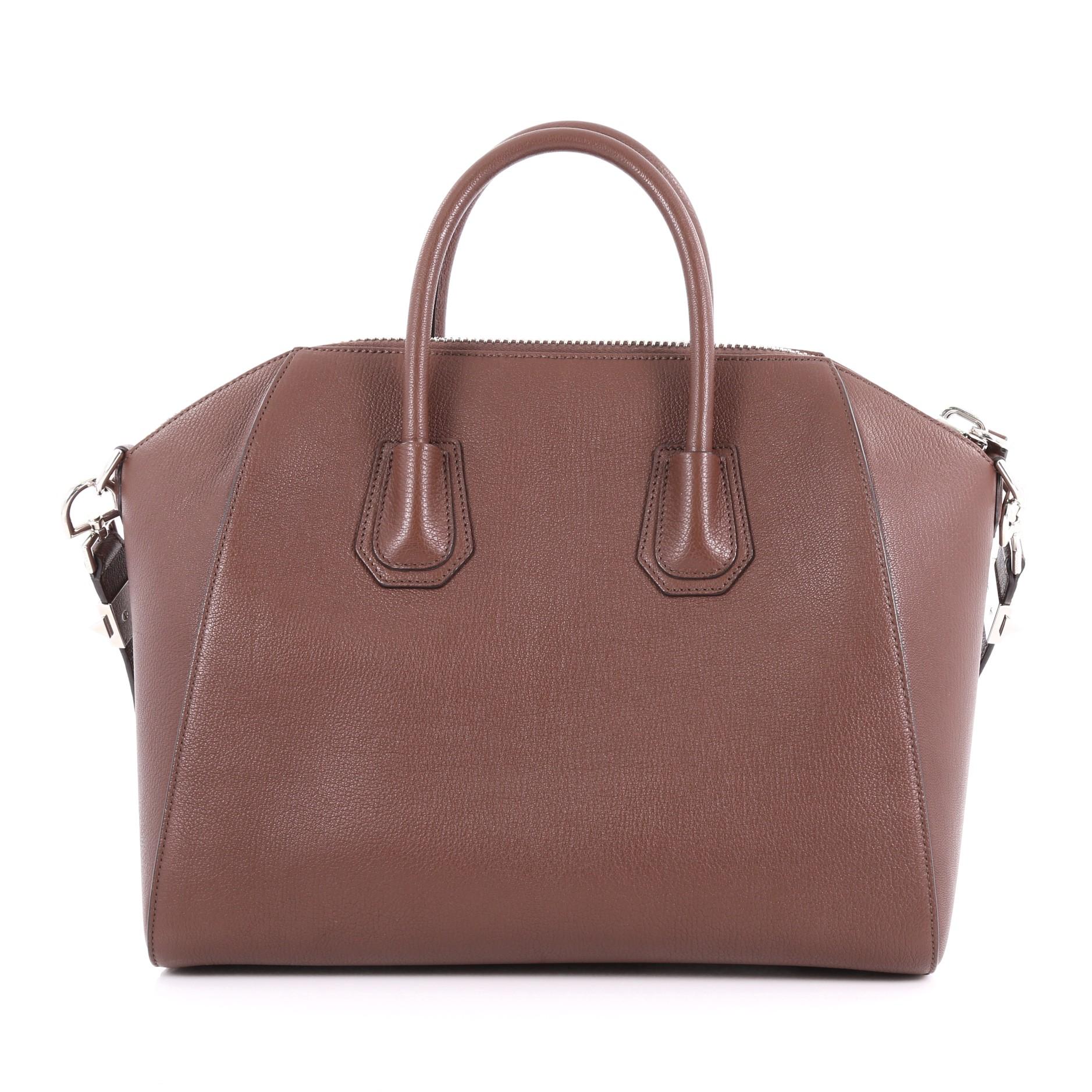 Givenchy Antigona Bag Leather Medium In Good Condition In NY, NY
