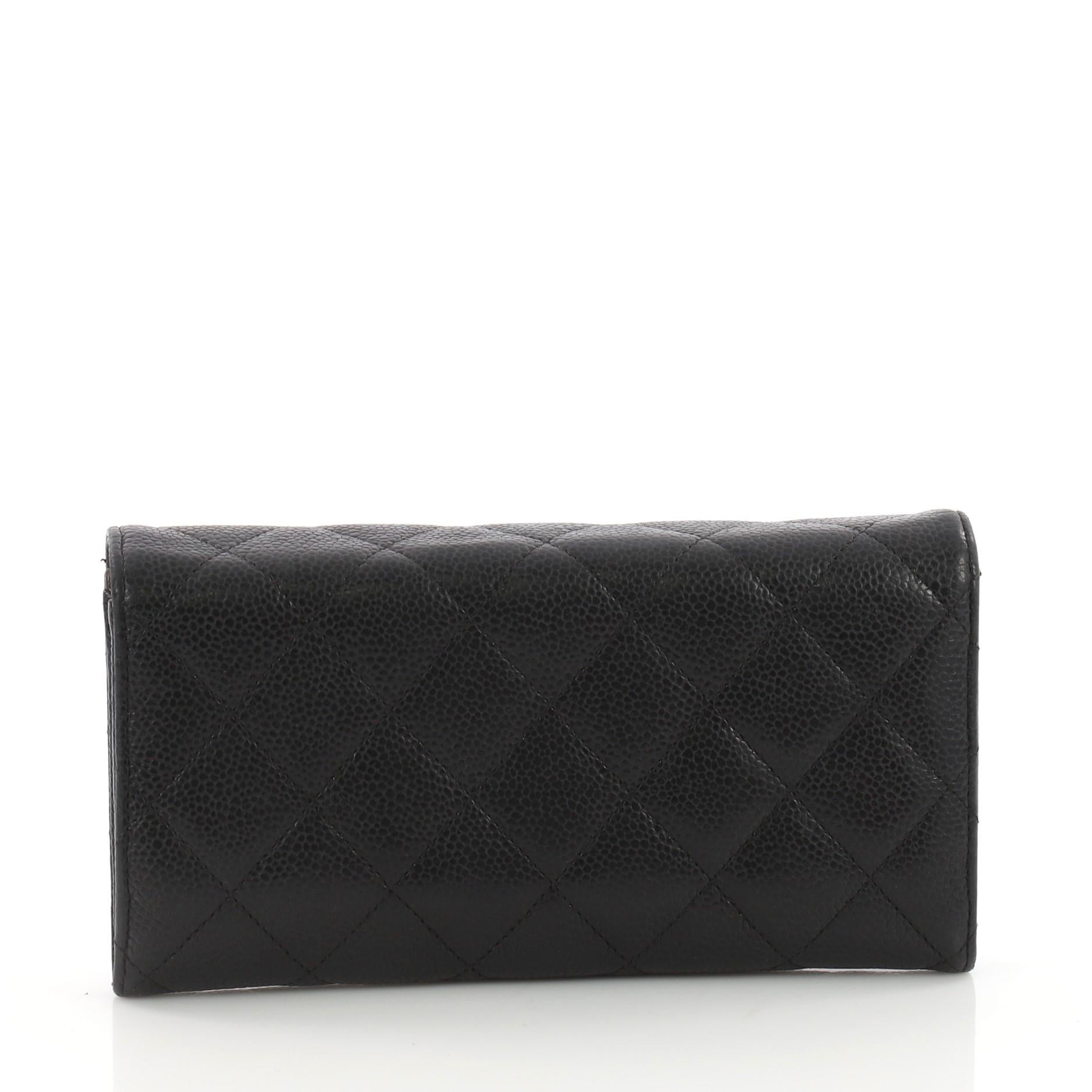 Chanel CC Gusset Flap Wallet Quilted Caviar Long In Fair Condition In NY, NY