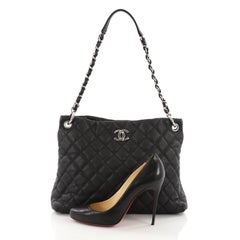Chanel Easy Tote Quilted Caviar Large