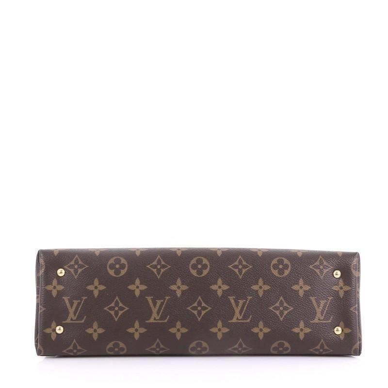 Women's or Men's Louis Vuitton Sac Triangle Handbag Monogram Canvas P