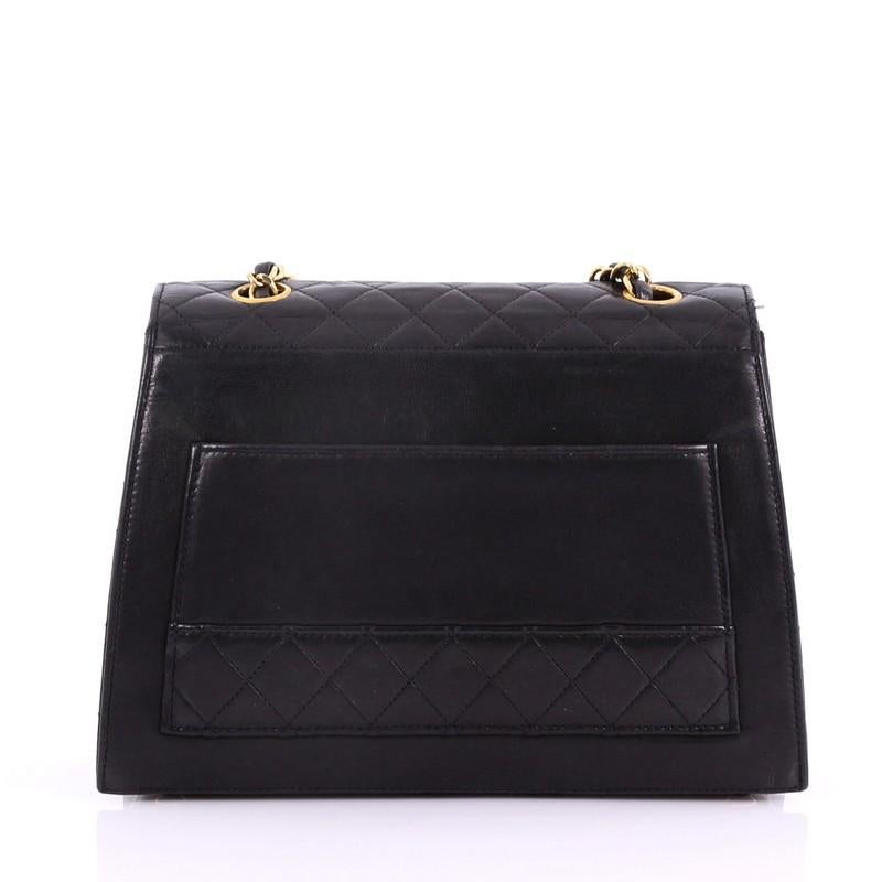Chanel Vintage Trapezoid CC Flap Bag Leather Small In Fair Condition In NY, NY