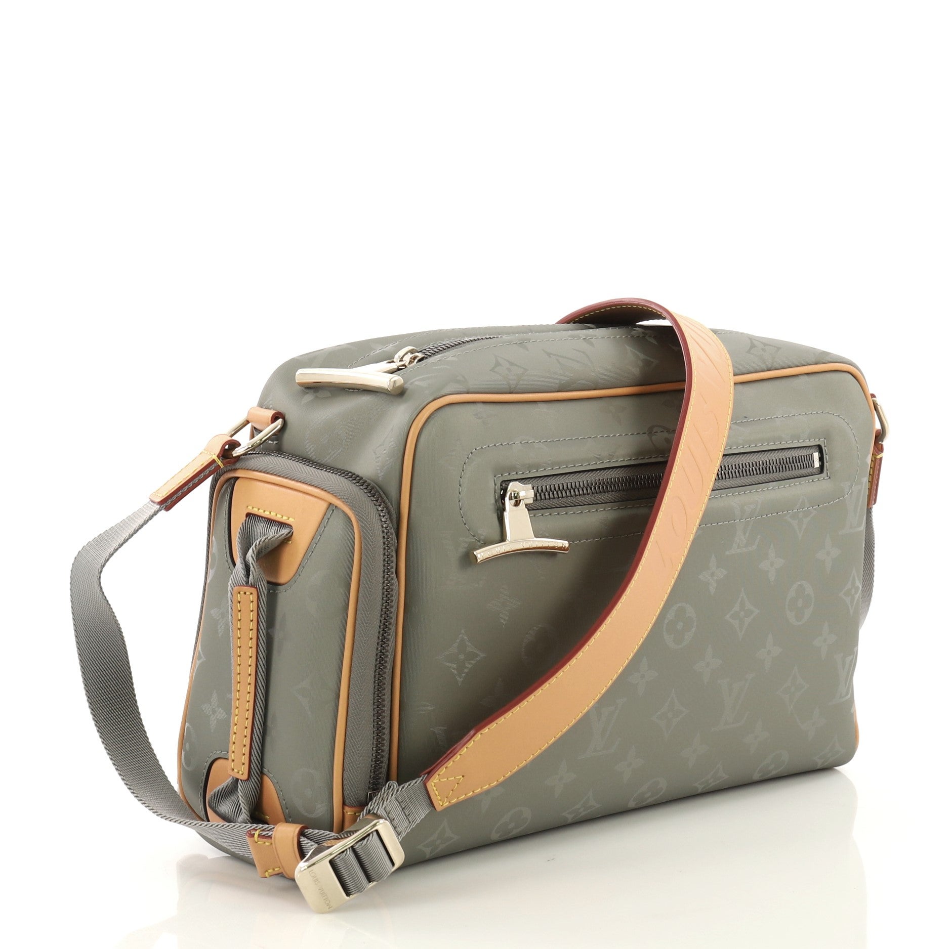 louis vuitton titanium camera bag