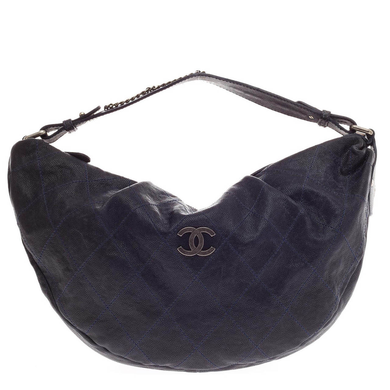 Chanel 22 mini hobo black ghw, Luxury, Bags & Wallets on Carousell