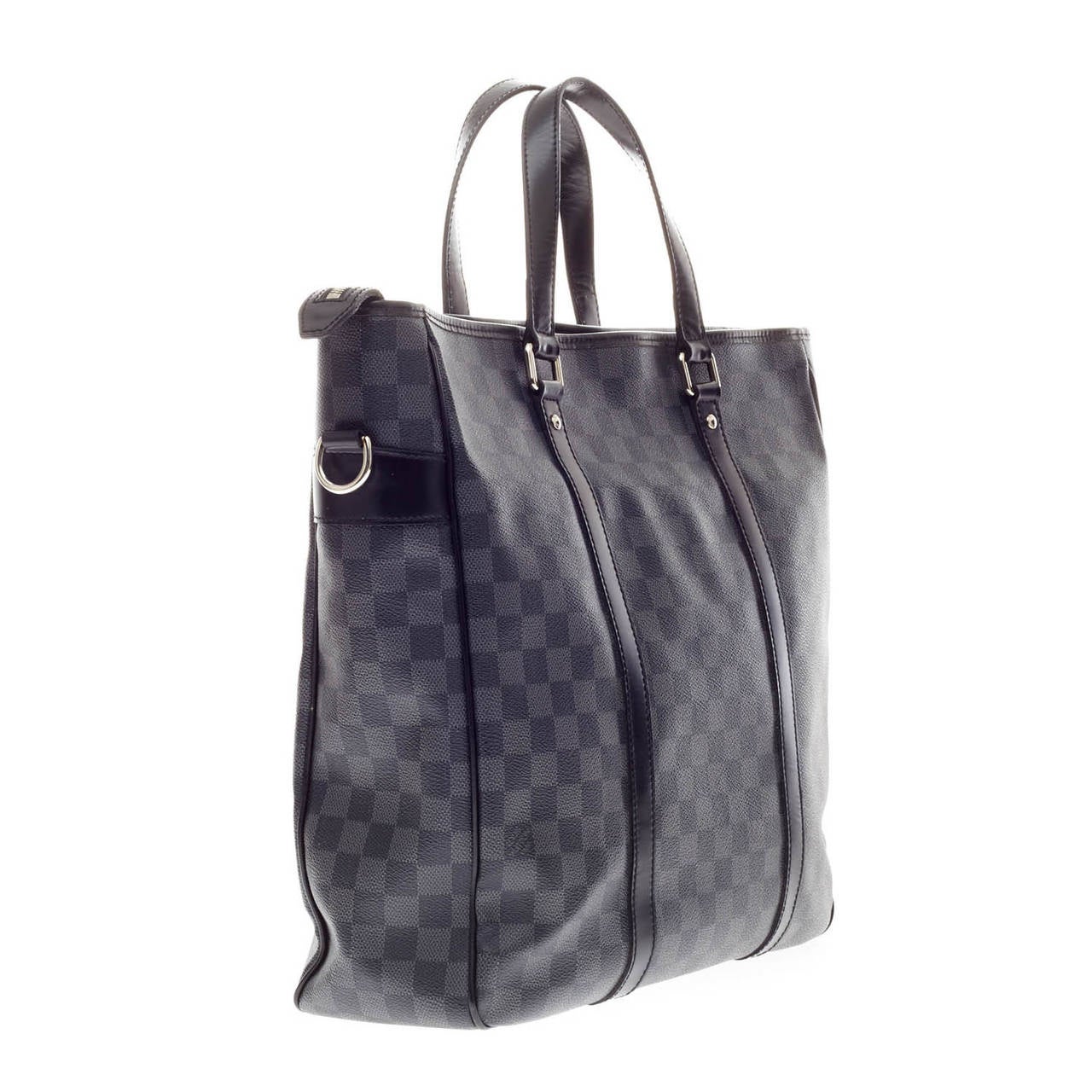 Louis Vuitton Tadao Tote Damier MM In Good Condition In NY, NY