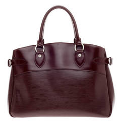 Louis Vuitton Passy Handbag Epi Leather PM at 1stDibs