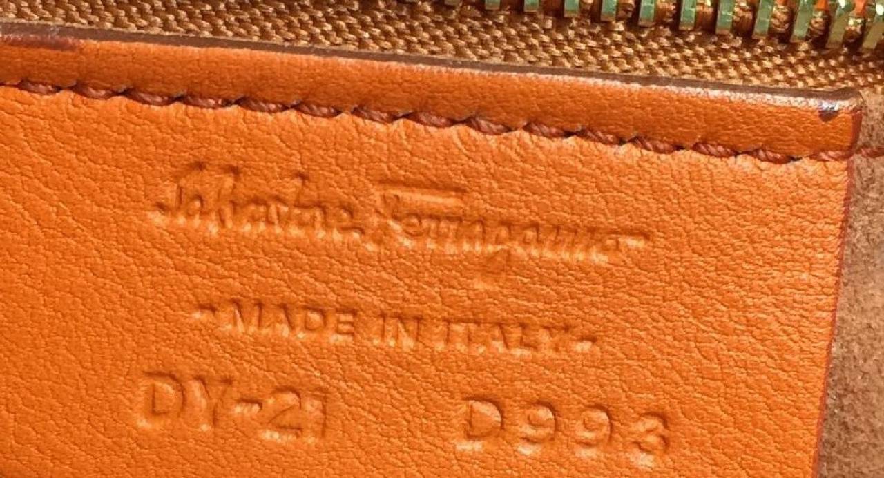Salvatore Ferragamo Verve Tote Leather Medium 4