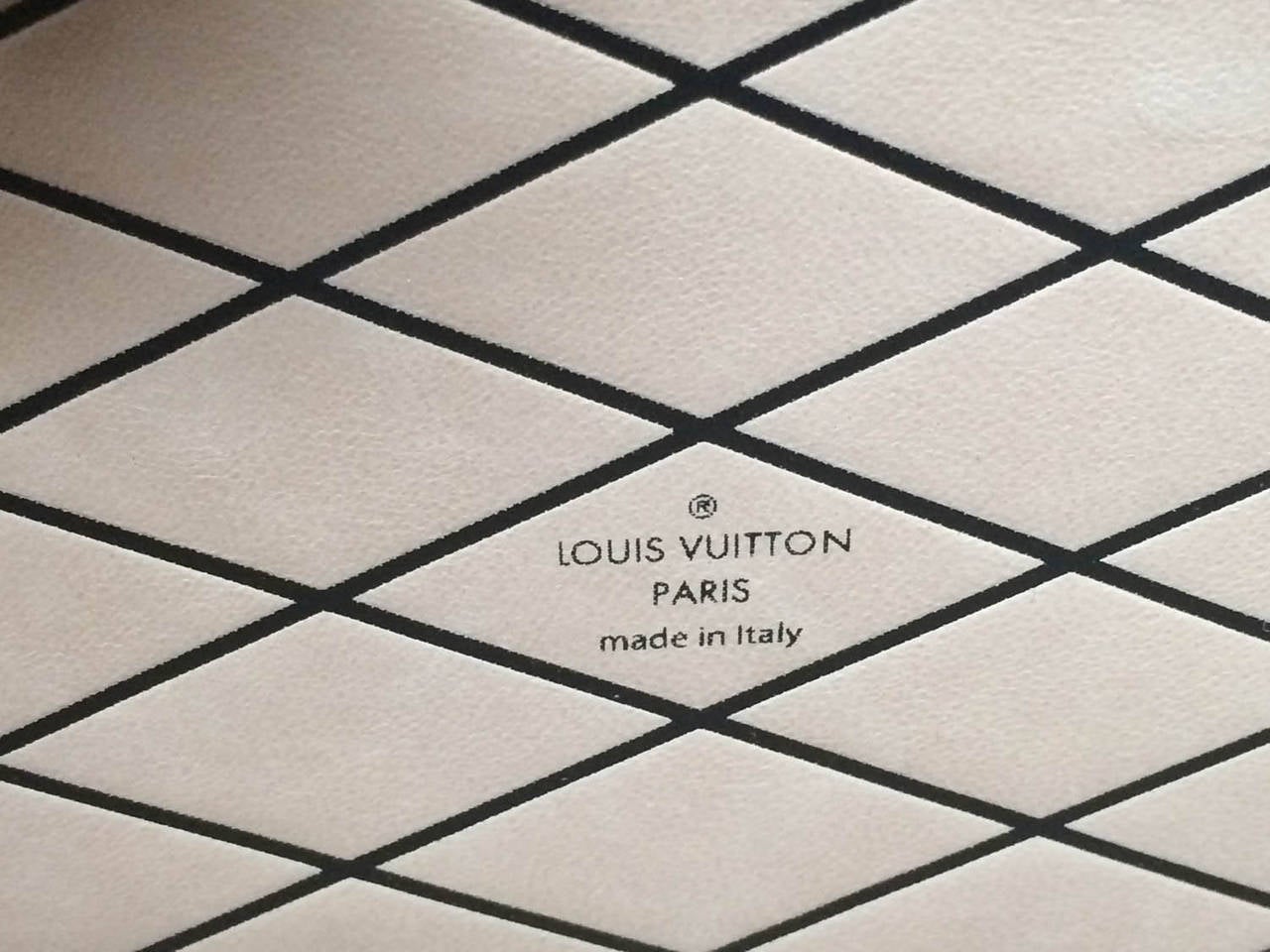 Louis Vuitton Petite Malle Damier Clutch 2