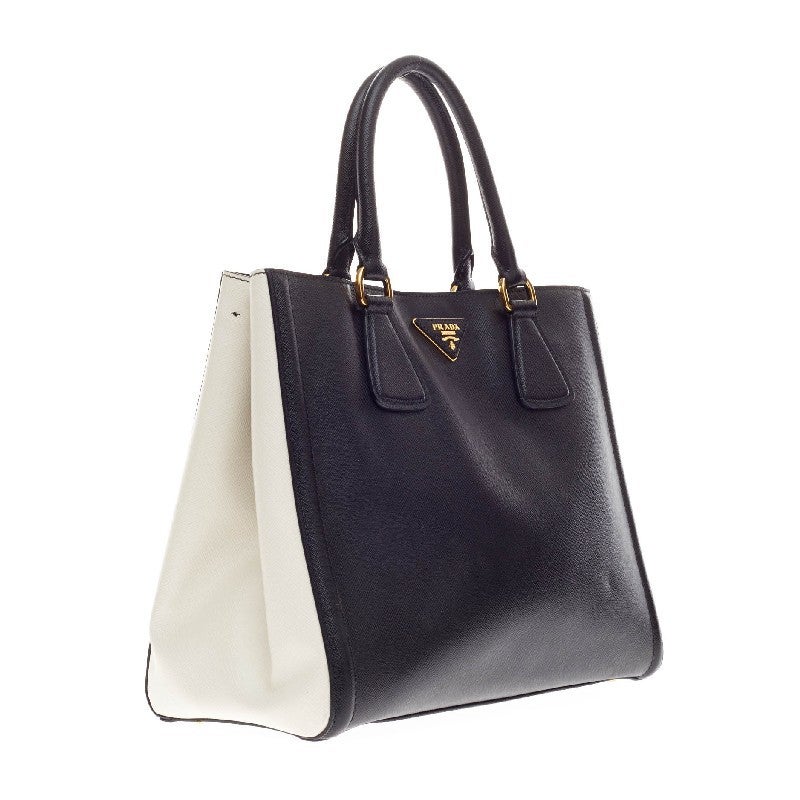 Prada Lux East West Tote Bicolor Saffiano Leather In Good Condition In NY, NY