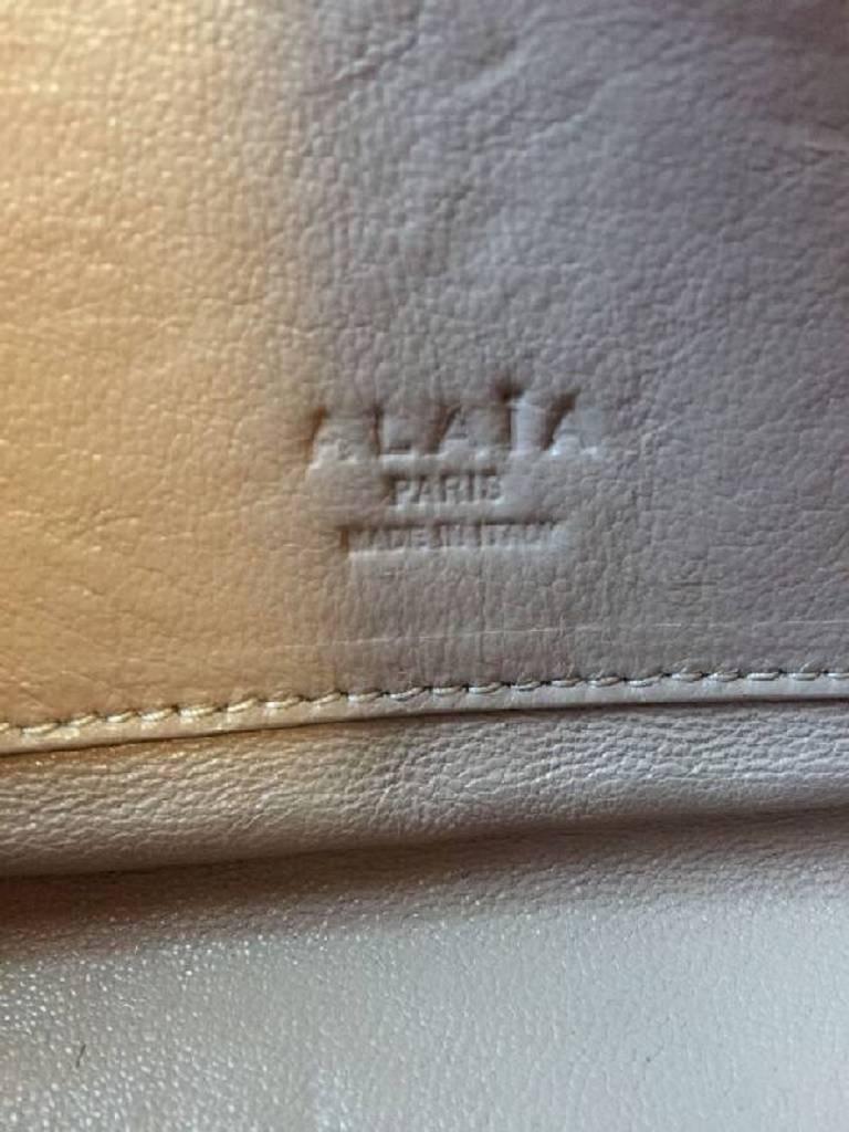 Alaia Flap Clutch Arabesque Studded Leather  3