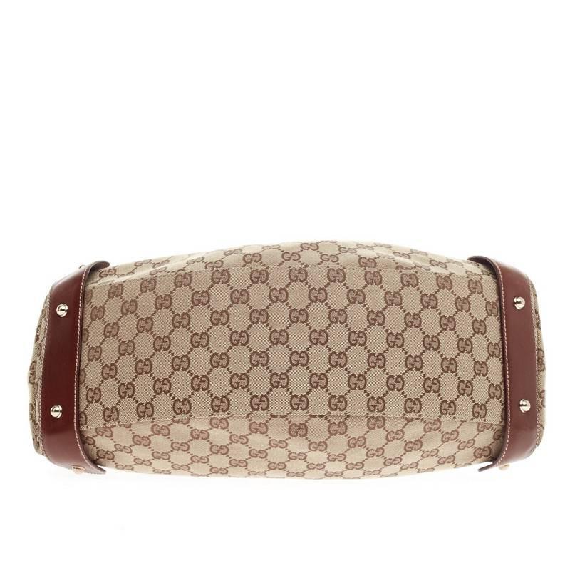 Gucci Pelham Shoulder Bag GG Canvas Medium In Good Condition In NY, NY