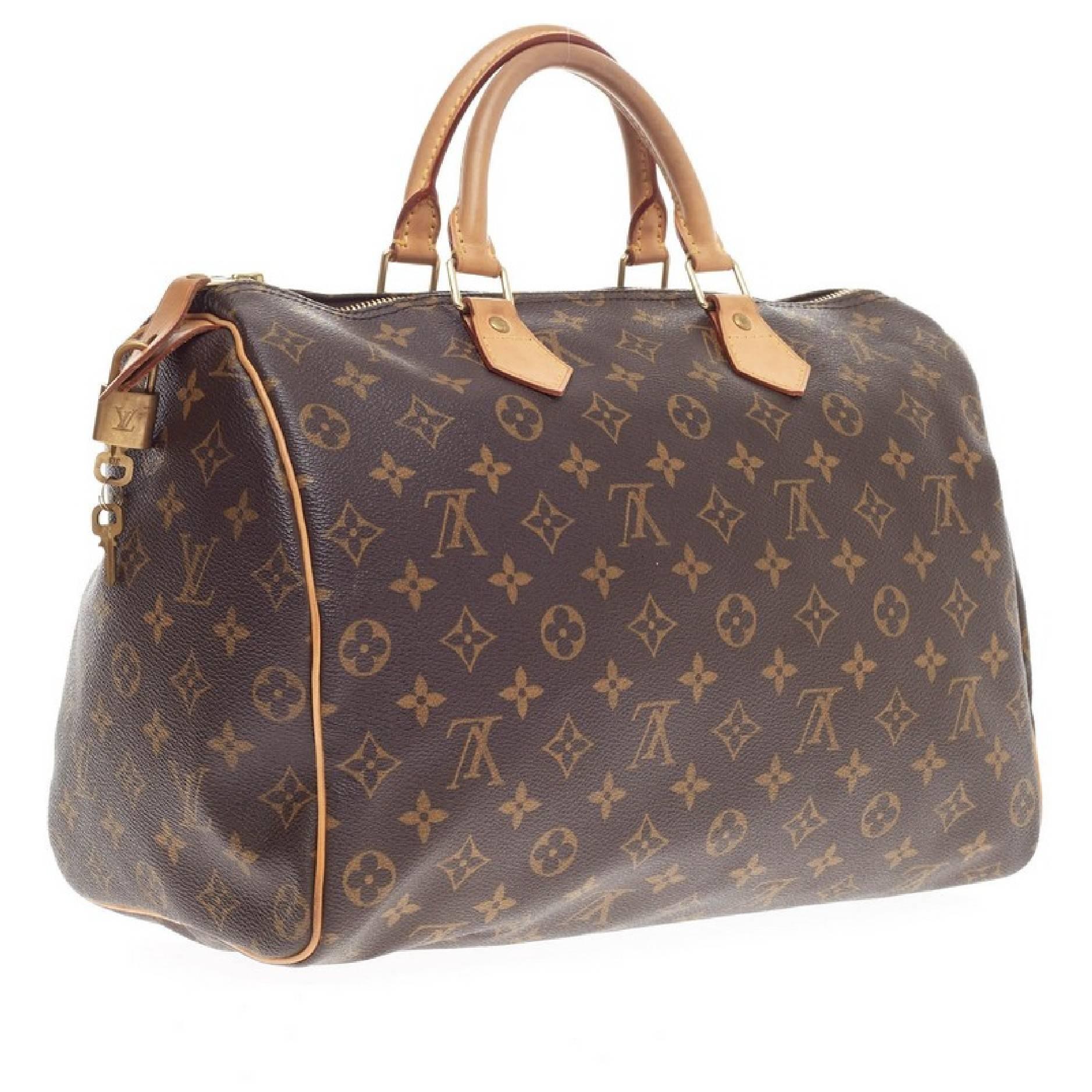 Louis Vuitton Speedy Monogram Canvas 35 In Good Condition In NY, NY