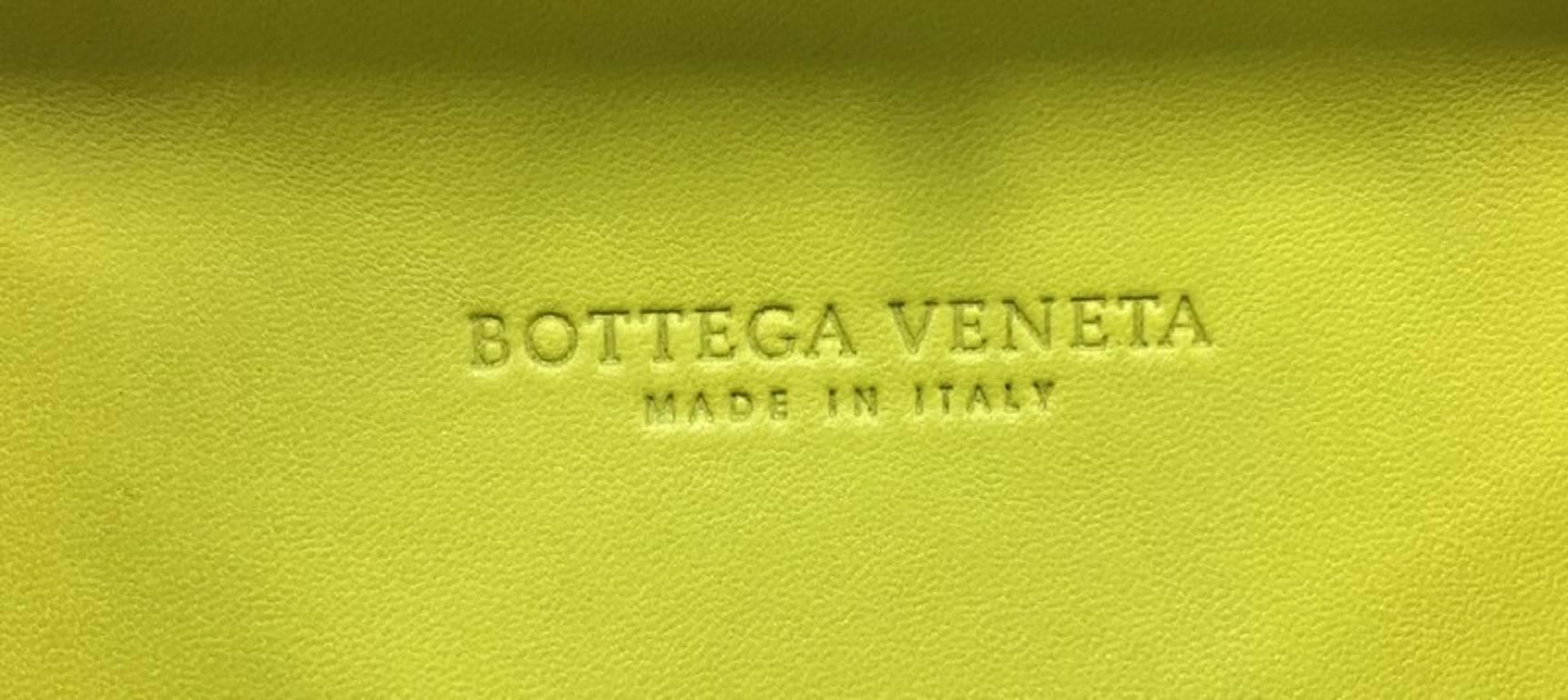 Bottega Veneta Box Knot Clutch Ayers Small 2