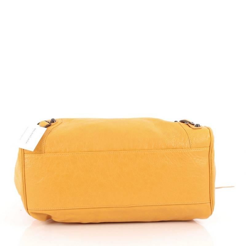 Women's or Men's  Balenciaga Velo Classic Studs Handbag Leather