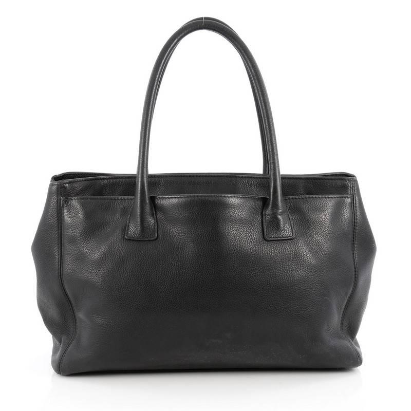 Chanel Cerf Executive Tote Leather Medium In Good Condition In NY, NY