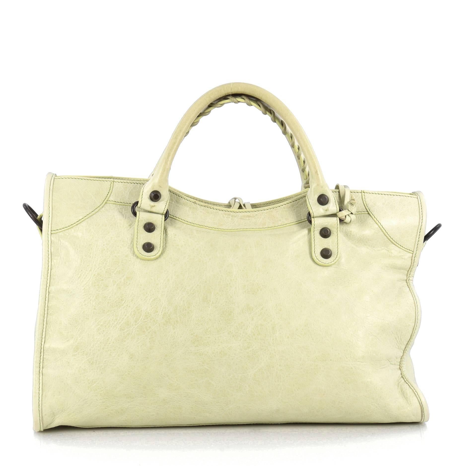 Balenciaga City Classic Studs Handbag Leather Medium In Good Condition In NY, NY