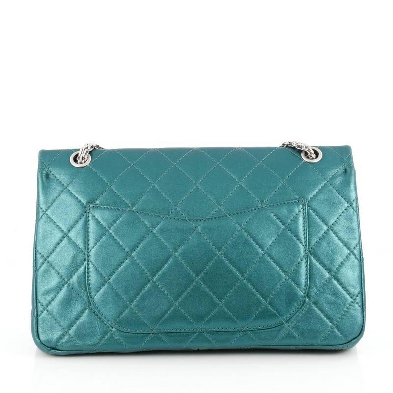 Chanel Reissue 2.55 Handbag Metallic Quilted Aged Calfskin 227 In Good Condition In NY, NY