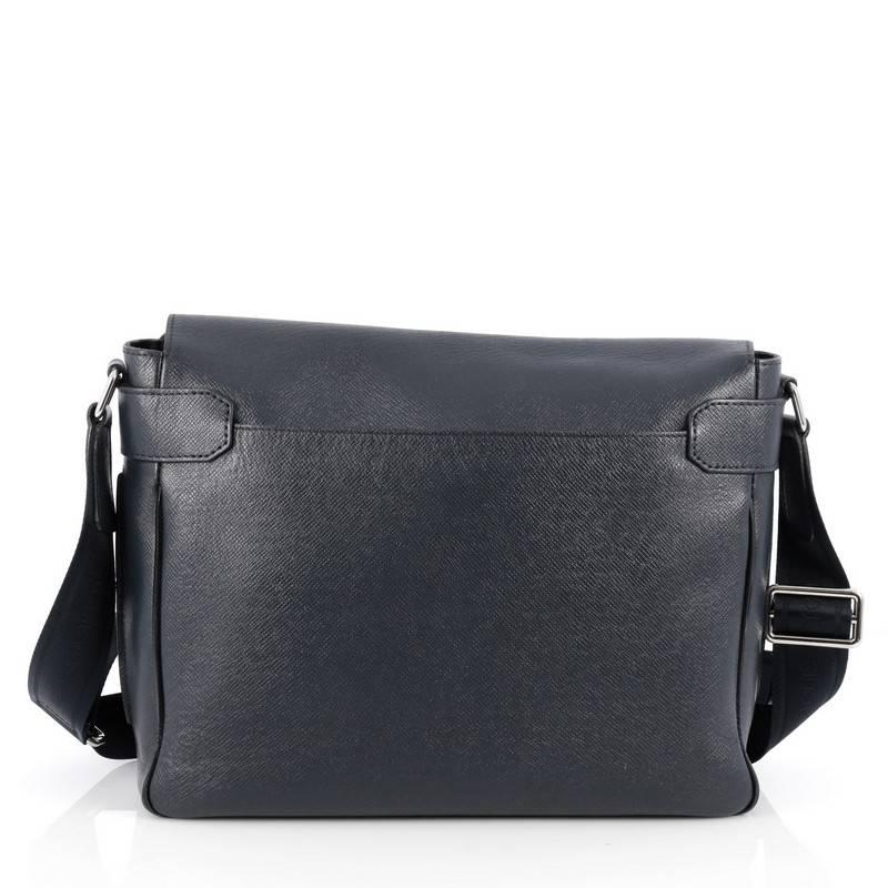Louis Vuitton Roman Handbag Taiga Leather MM In Good Condition In NY, NY