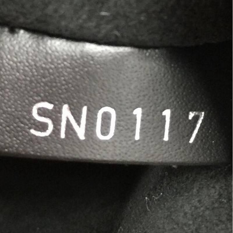  Louis Vuitton Speedy Bandouliere Bag Epi Leather 25 2