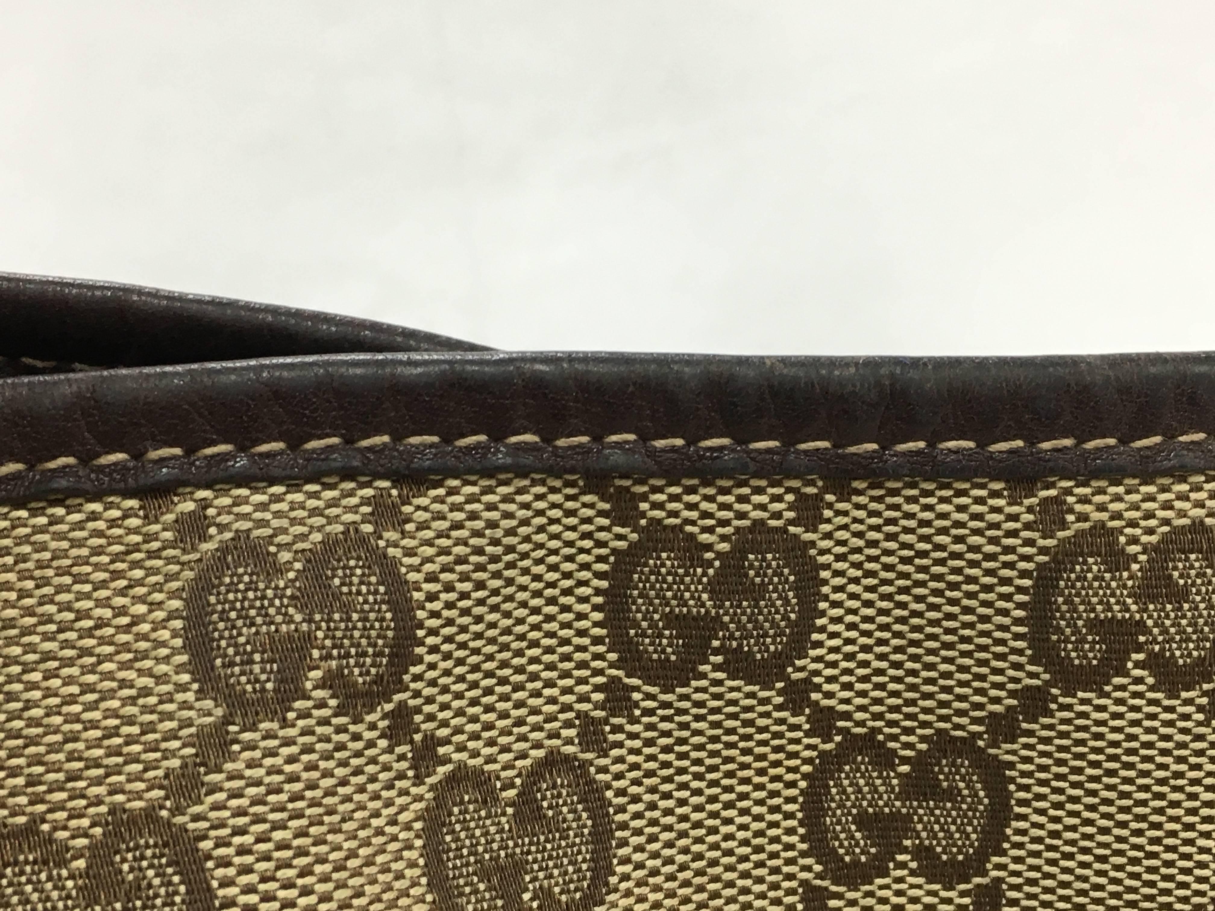 Gucci Pelham Shoulder Bag GG Canvas Medium 4