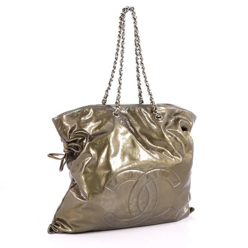 Chanel Bon Bon Tote Patent Large In Fair Condition In NY, NY