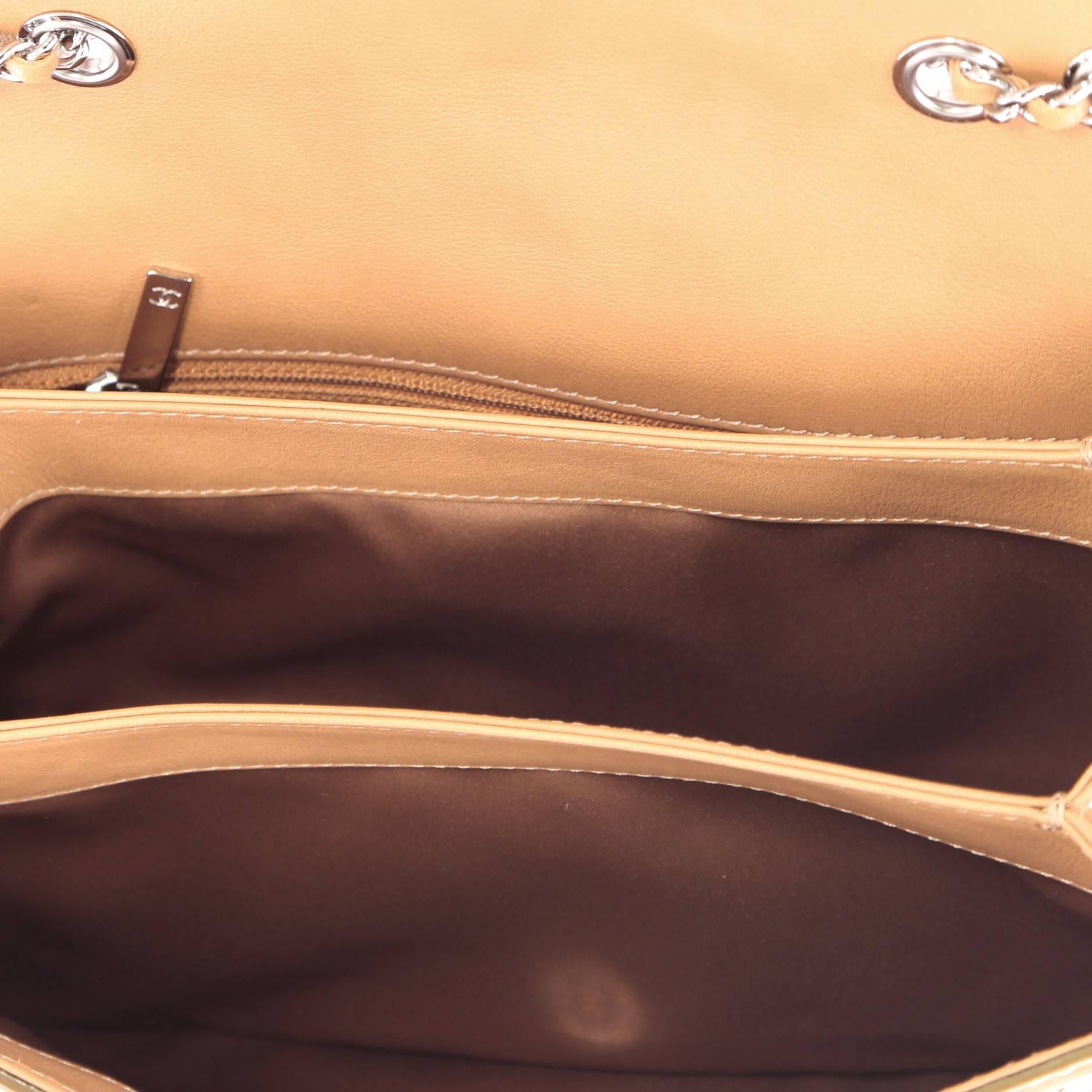 Chanel CC Flap Messenger Bag Quilted Calfskin Medium 2