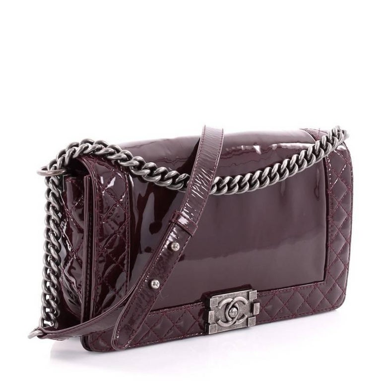 Chanel Boy Reverso Review : Chanel Boy Reverso Bag Reference Guide – ELLHU