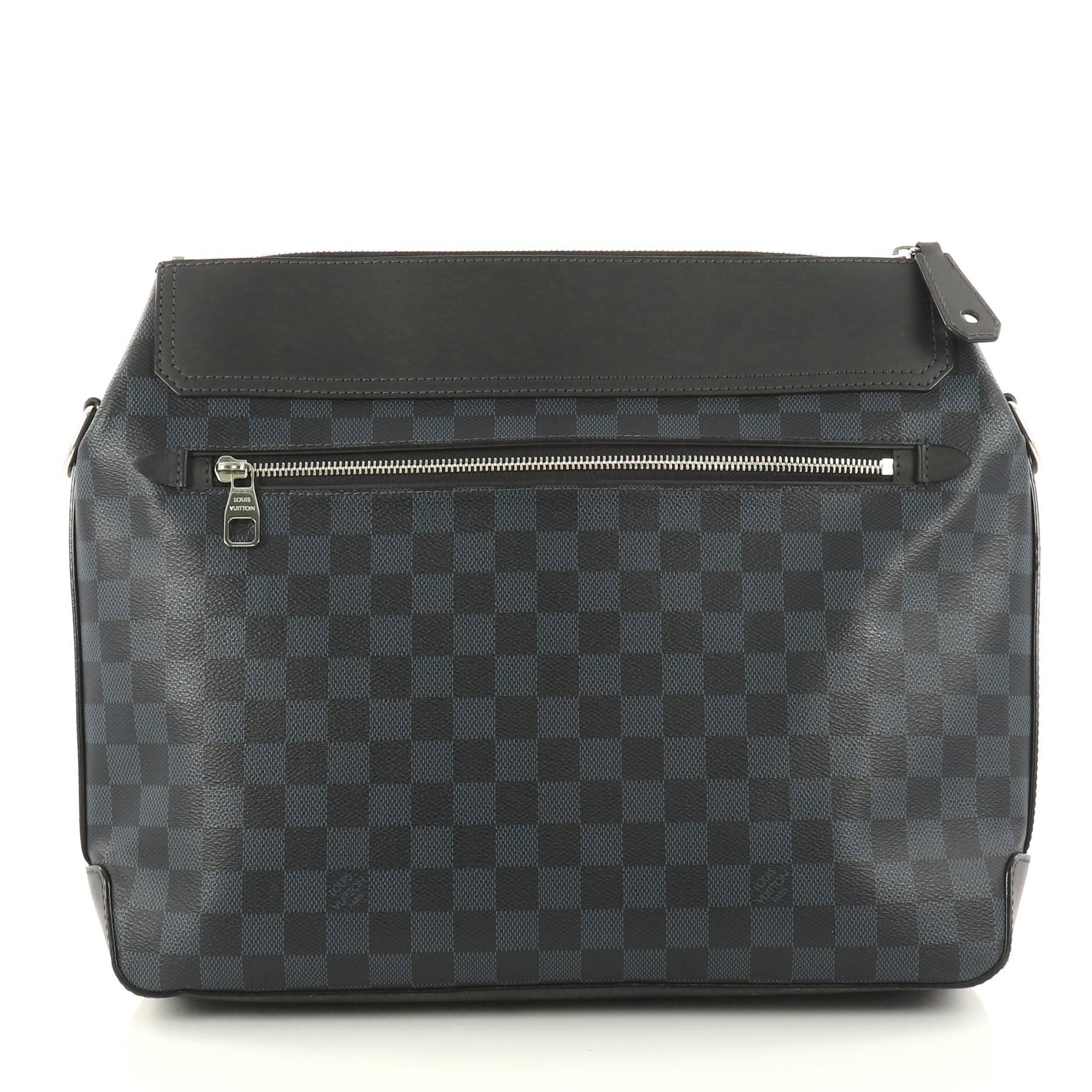 Louis Vuitton Greenwich Messenger Bag Damier Cobalt In Good Condition In NY, NY