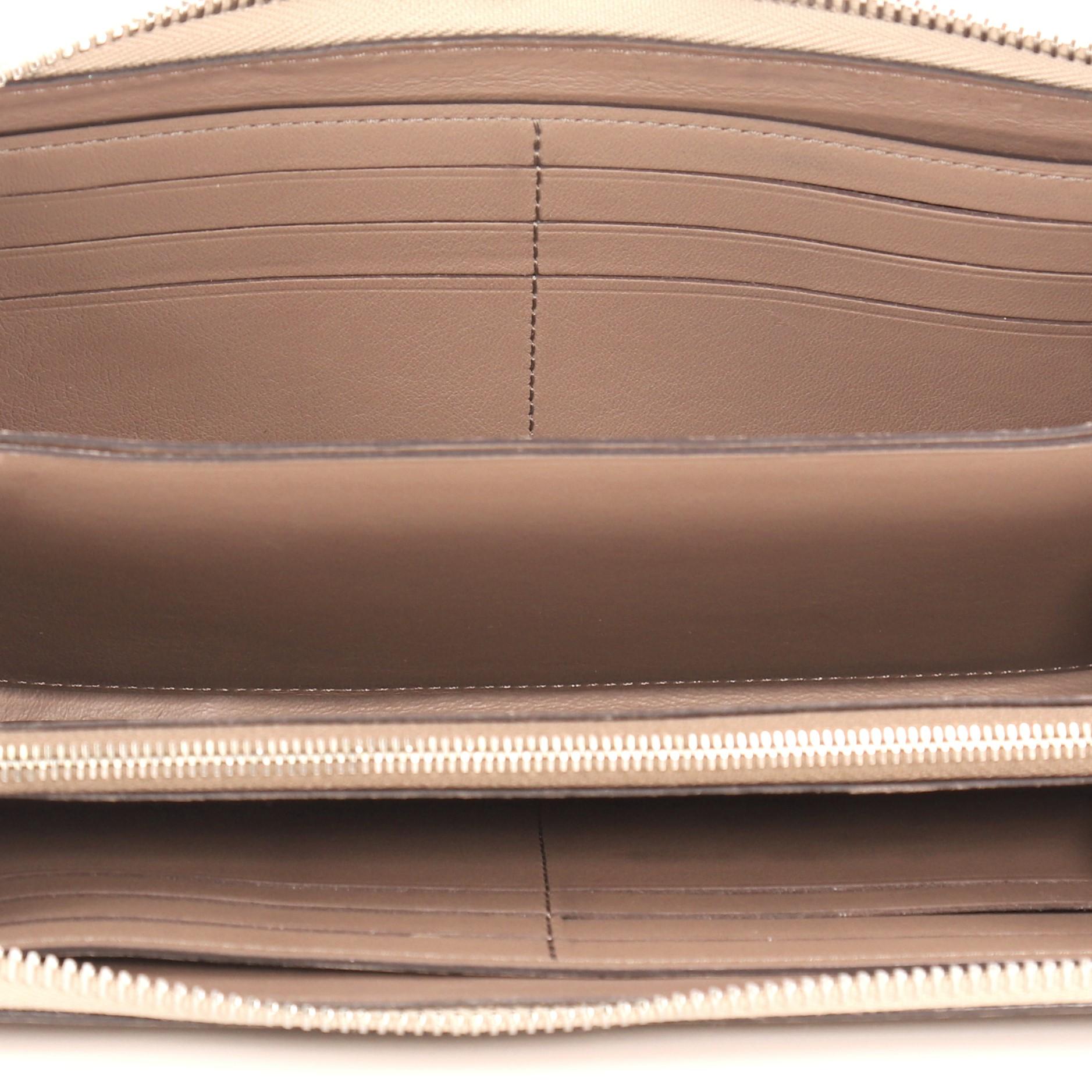 Louis Vuitton Comete Wallet Leather Long 2