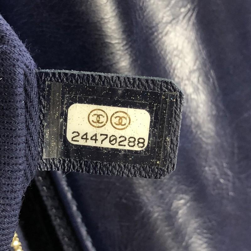 Women's or Men's Chanel Coco Top Handle Bag Chevron Calfskin Large