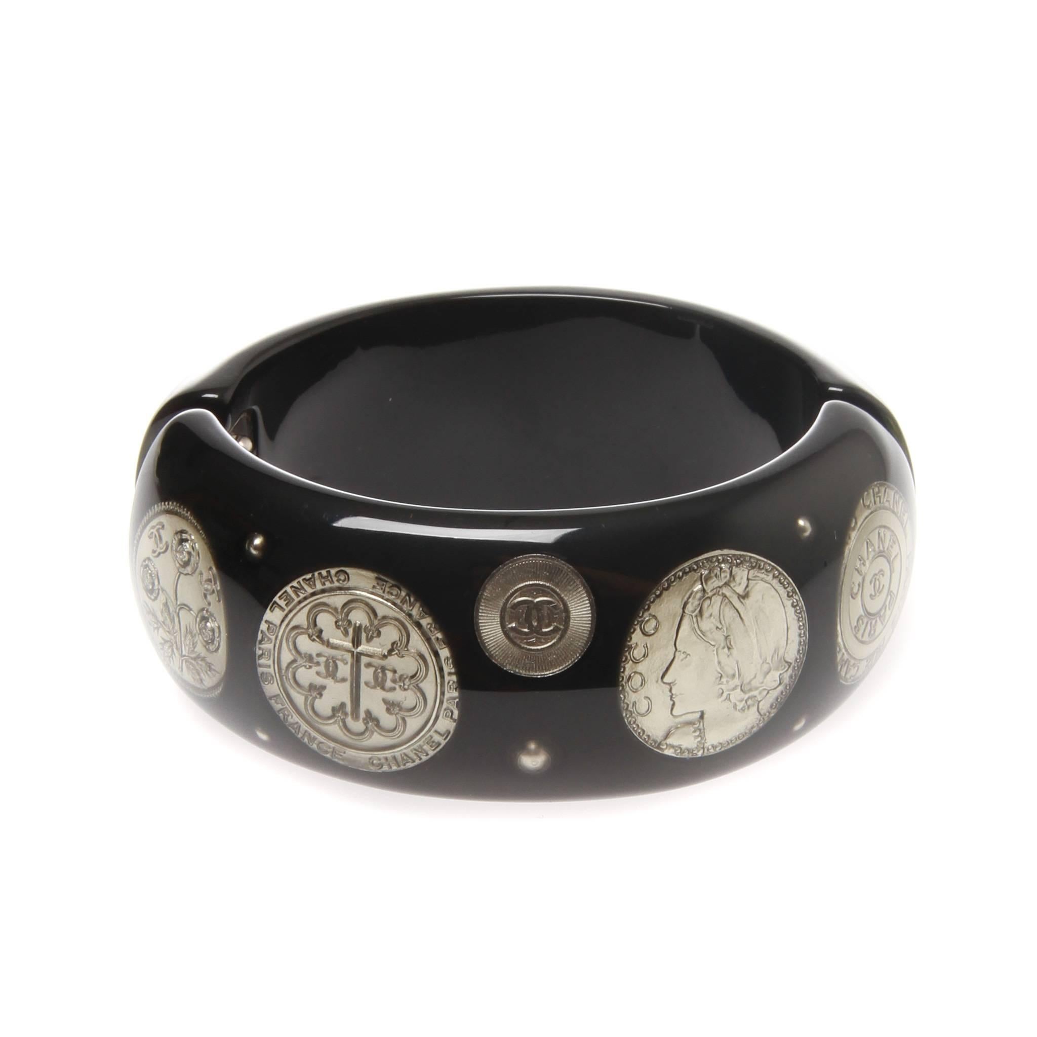 	Chanel 2009 Black Resin Silver Plated Coins Cuff Bracelet Bangle In Excellent Condition In Melbourne, Victoria